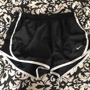 black nike running shorts